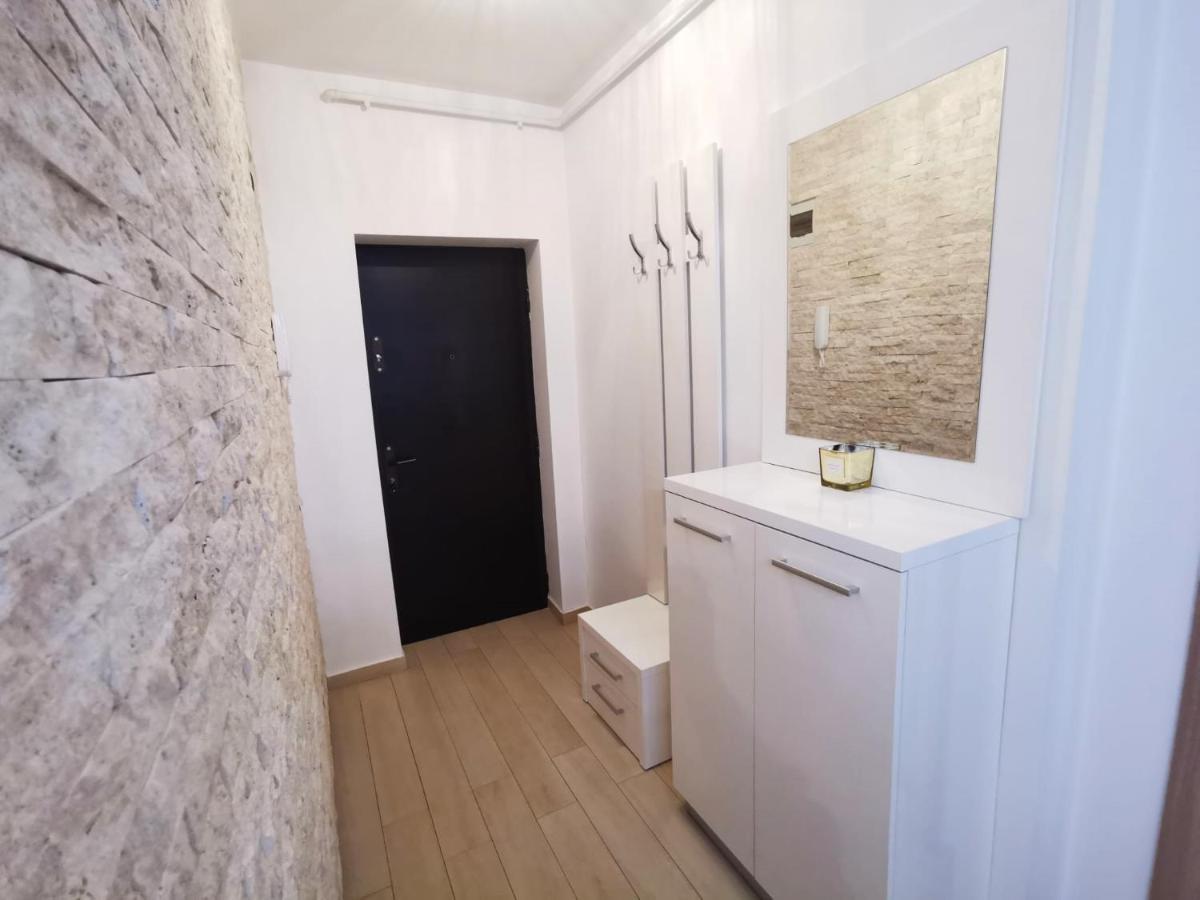 Contemporary Central Apartment In Cluj Napoca 外观 照片